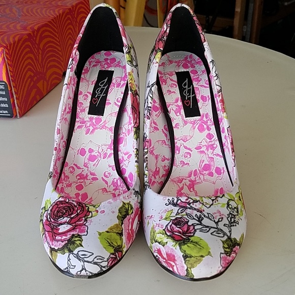 Iron Fist Shoes - Iron Fist "Creepy Rose" heels - Sz 8